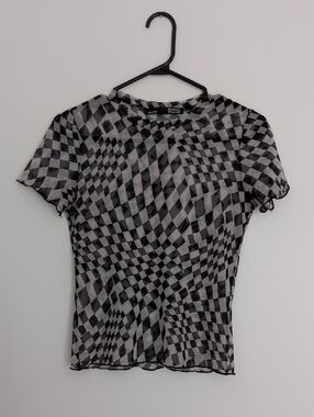 Y2K Rebel Sugar Black & White Geometric Mesh Short Sleeve Top
